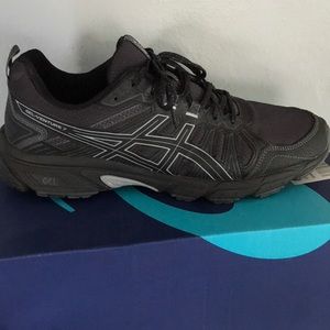 ASICS RUNNING SHOES